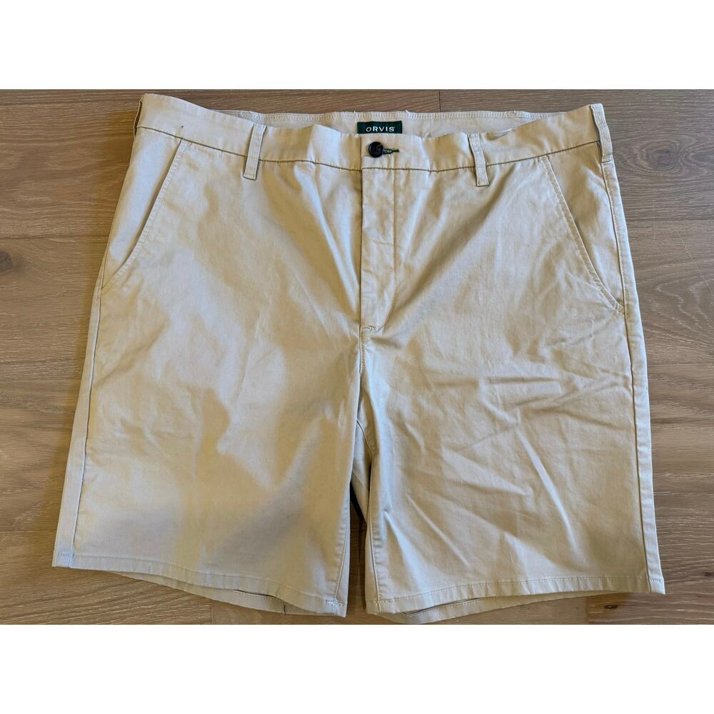 Orvis Khaki Flat Front Shorts Mens Size 42 Classic Casual Golf Lightweight
